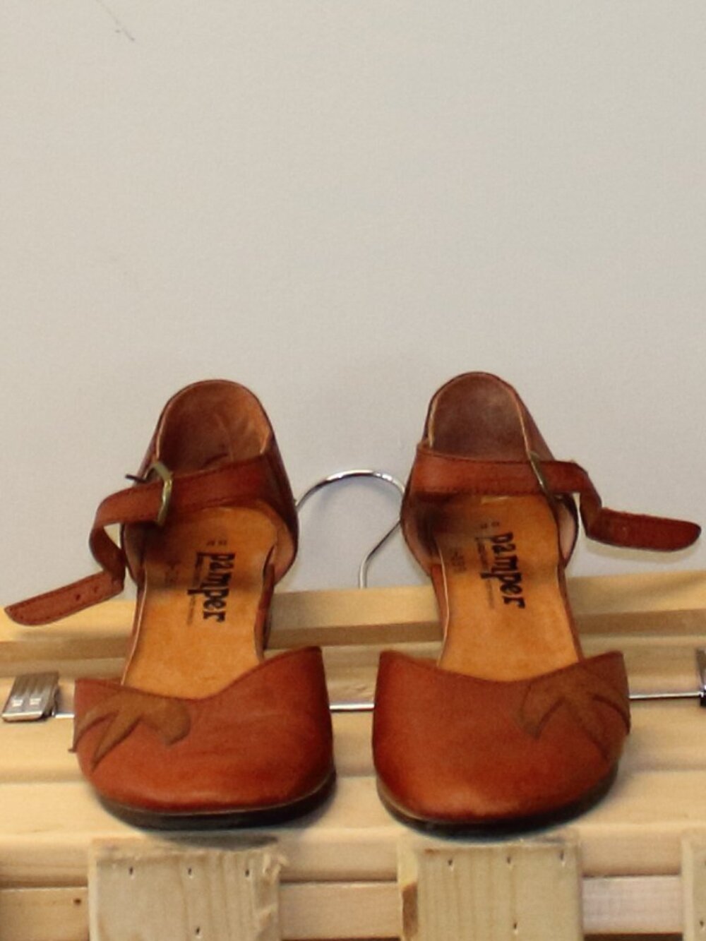 Pamper Leather Flats with Ankle Strap Size 8